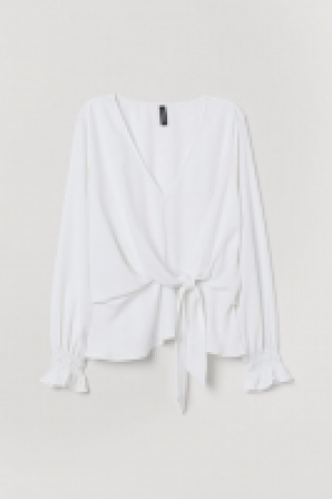  Blouse with ties 8.00 €