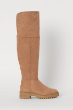  Knee-high boots 25.00 €