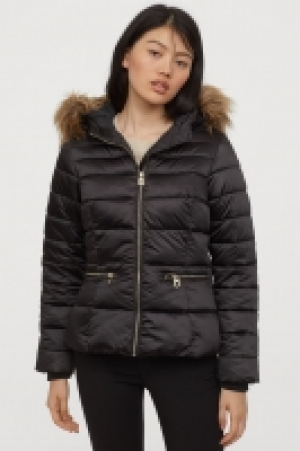  Padded hooded jacket 30.00 €