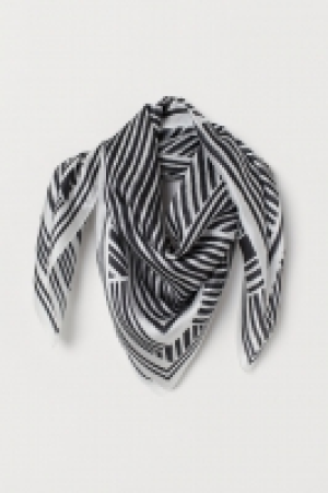 HM   Patterned silk scarf