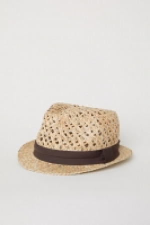  Straw hat 6.99 €