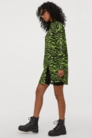  Patterned shirt dress 13.00 €
