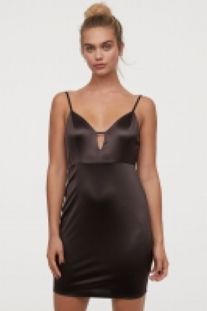  Dress with a sheen 9.00 €