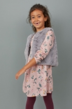  Faux fur gilet 9.00 €