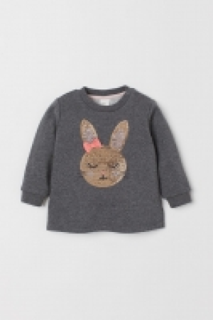  Sweatshirt with embroidery 8.00 €