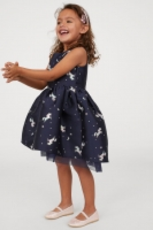  Jacquard-weave dress 13.00 €