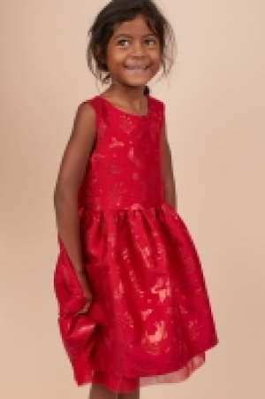  Jacquard-weave dress 15.00 €
