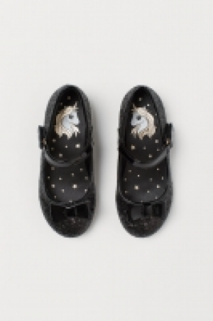  Glittery ballet pumps 13.00 €