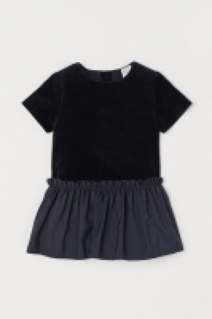  Velvet dress 15.00 €