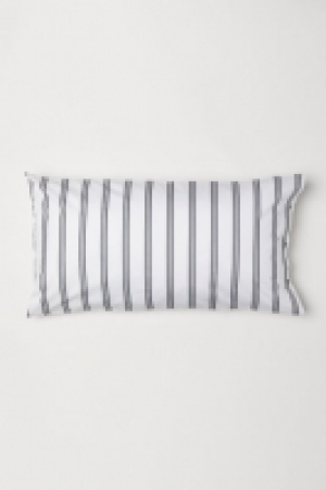 HM   Striped pillowcase