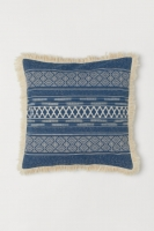 HM   Fringed cushion cover