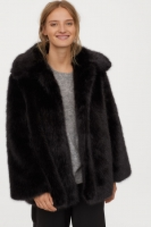  Faux fur jacket 60.00 €