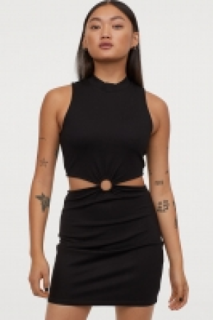  Cut-out dress 10.00 €