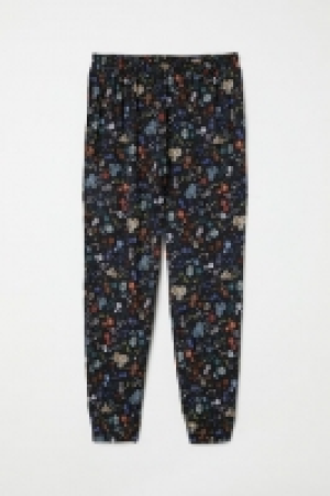 HM   Harem trousers