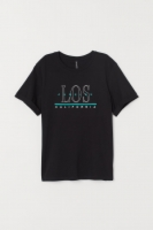  T-shirt with a motif 6.00 €