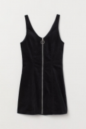  Velvet dress 18.00 €