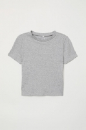 Ribbed top 6.00 €