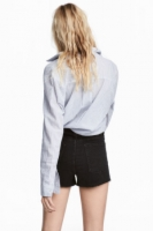  Denim shorts 10.00 €