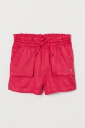 HM   Shorts with a glittery heart