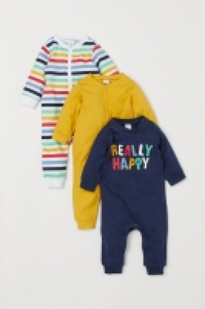  3-pack cotton pyjamas 10.00 €