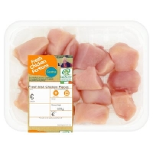 CENTRA FRESH IRISH DICED CHICKEN PIECES 370G 10.00 €