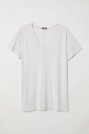  V-neck T-shirt 7.99 €