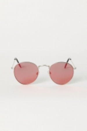 Sunglasses 6.00 €
