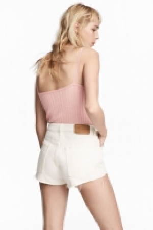  Denim shorts 13.00 €
