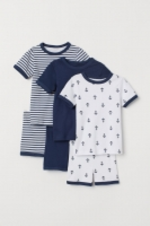  3-pack cotton pyjamas 15.00 €