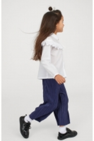  Pleated trousers 6.00 €