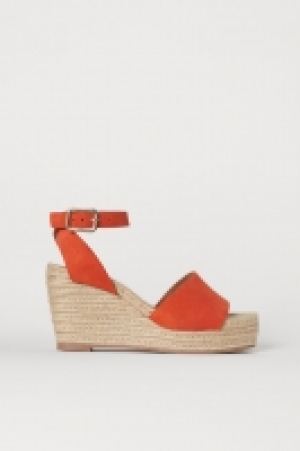 HM   Suede platform sandals