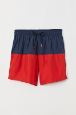  Swim shorts 9.00 €