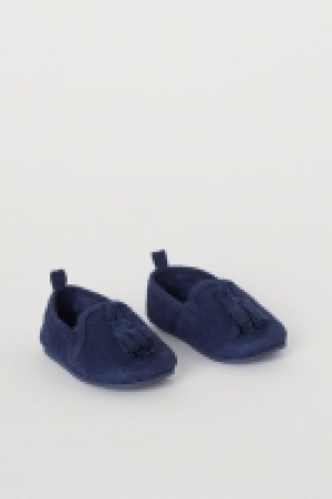  Slip-on shoes 7.00 €