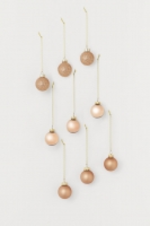  9-pack Christmas tree baubles 2.49 €