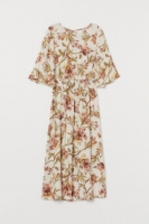  Dress with smocking 8.00 €