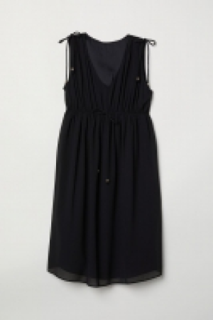  MAMA V-neck dress 19.99 €