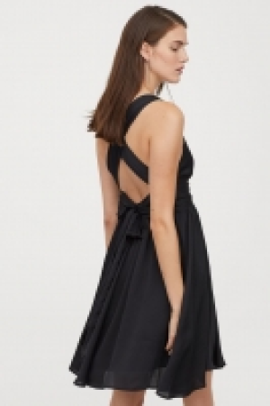  Halterneck dress 20.00 €