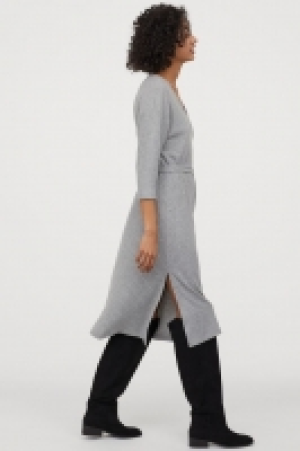  Ribbed jersey dress 15.00 €