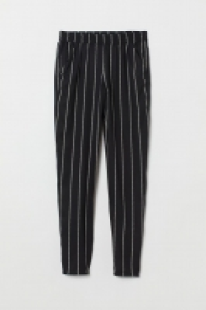  Pull-on trousers 5.00 €