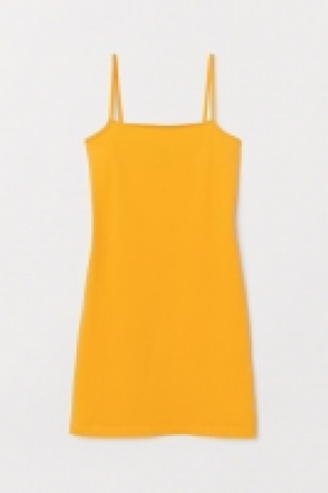  Fitted dress 3.00 €