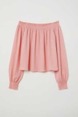  Off-the-shoulder blouse 7.00 €