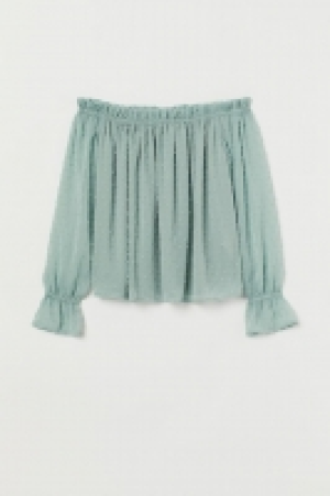  Off-the-shoulder blouse 13.00 €