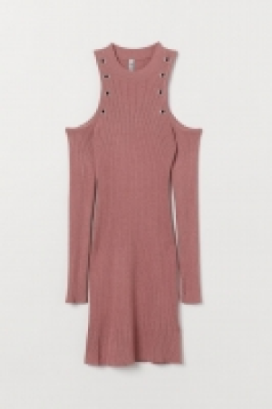  Cold shoulder dress 13.00 €