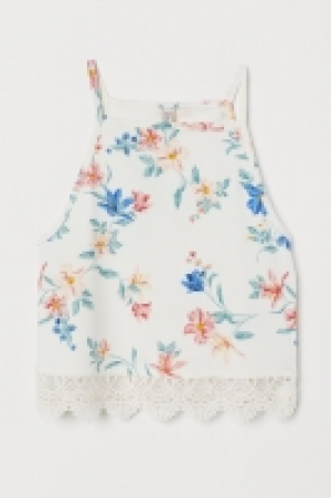  Top with lace trim 8.00 €