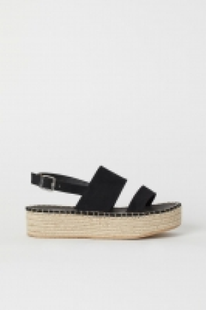  Platform espadrilles 13.00 €