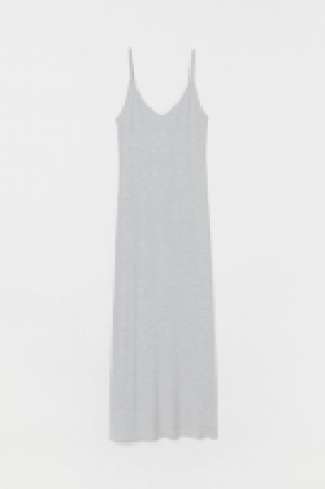  Ribbed dress 9.00 €