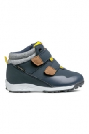  Waterproof hi-tops 15.00 €