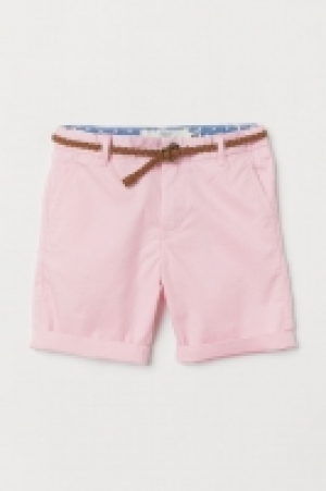  Shorts with a belt 10.00 €