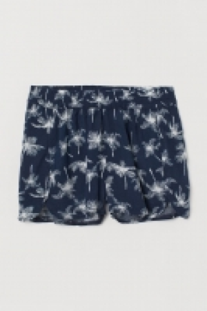  Patterned shorts 7.00 €