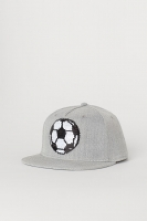 Cap with reversible sequins 7.00 €